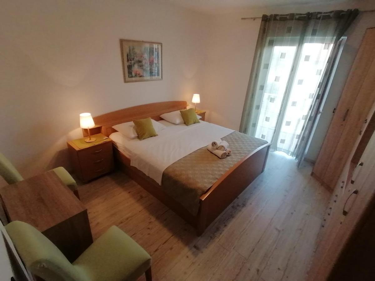 Apartmani Niki Hvar Hvar Town Exterior foto