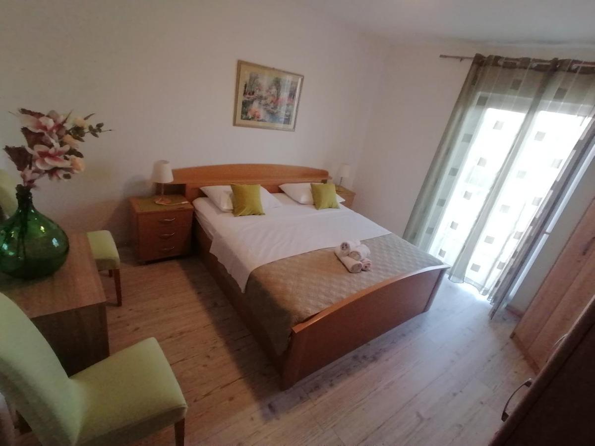 Apartmani Niki Hvar Hvar Town Exterior foto