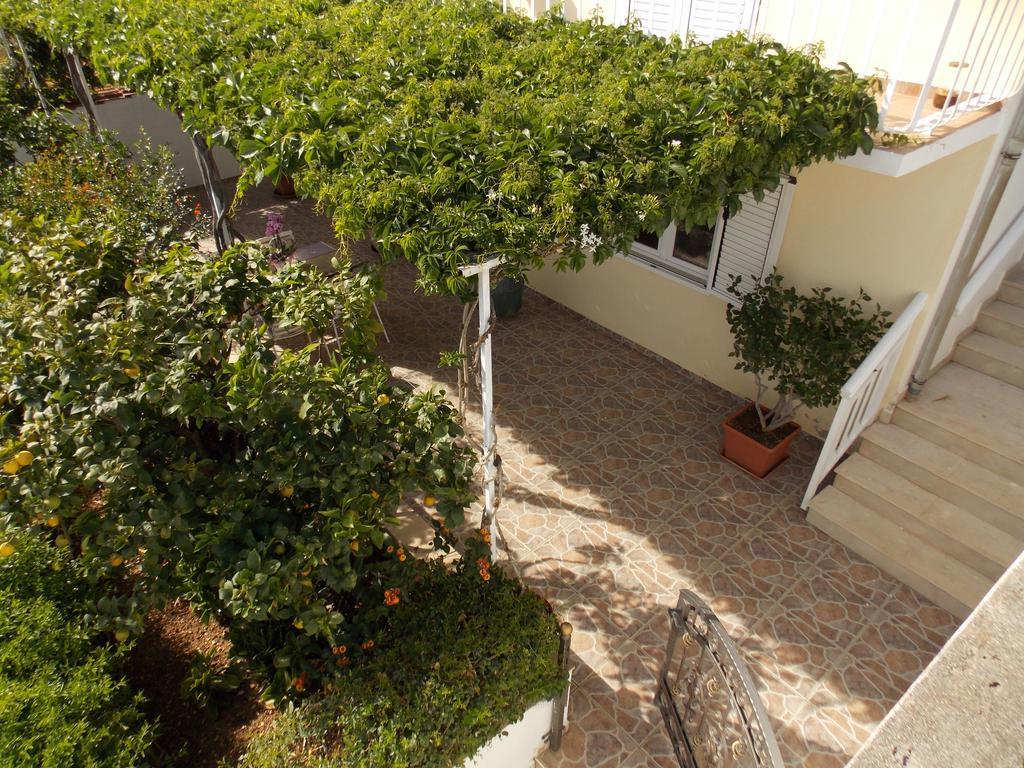 Apartmani Niki Hvar Hvar Town Exterior foto